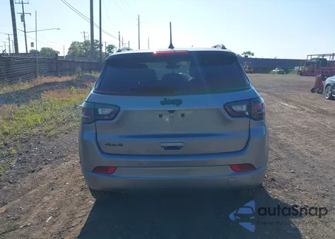 2024 Jeep Compass Limited 4X4 from USA, damaged, VIN 3C4NJDCN3RT601310